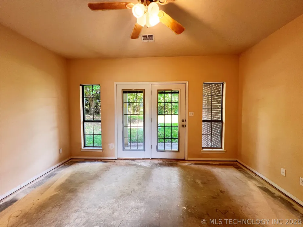207 E Breanna Street Kiefer, OK 74041