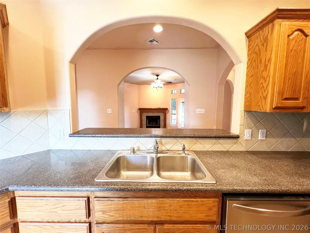 207 E Breanna Street Kiefer, OK 74041