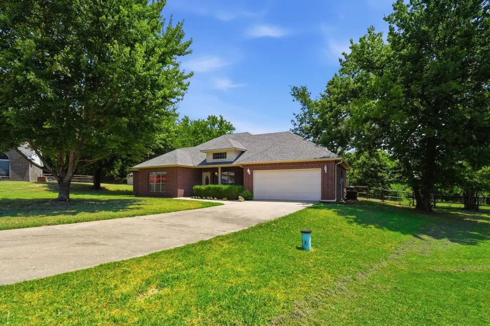 207 E Breanna Street Kiefer, OK 74041