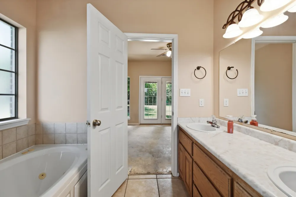 207 E Breanna Street Kiefer, OK 74041