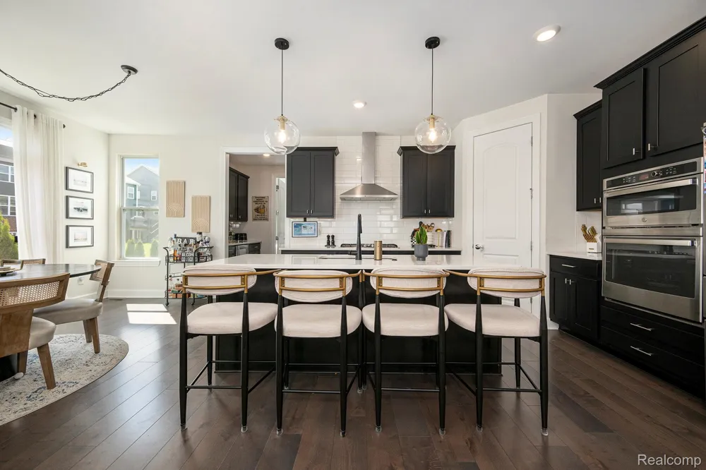 53213 Bay Laurel Lane Lyon Charter Township, MI 48178
