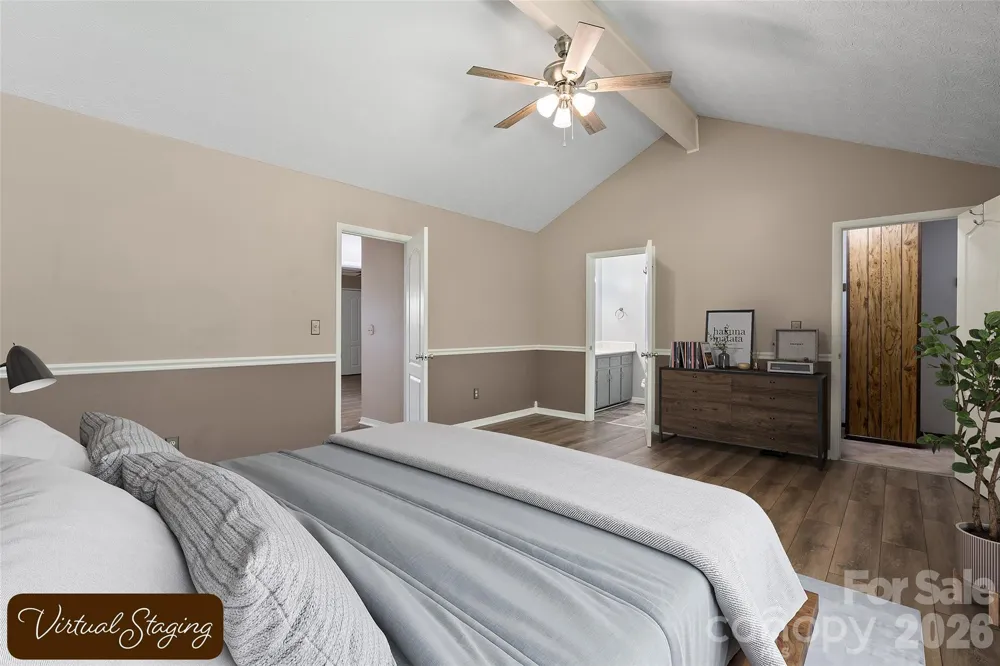 519 Nellie John Drive Clyde, NC 28721
