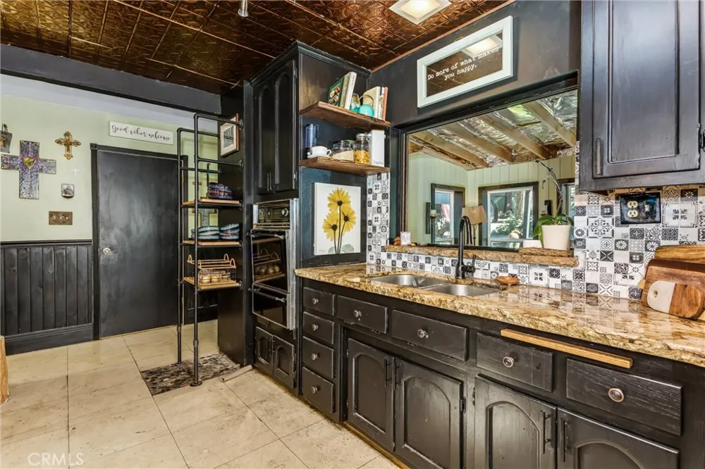40940 Pine Drive Forest Falls, CA 92339