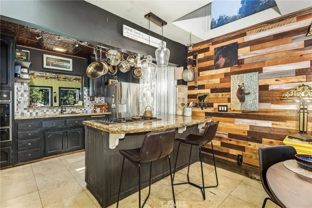 40940 Pine Drive Forest Falls, CA 92339