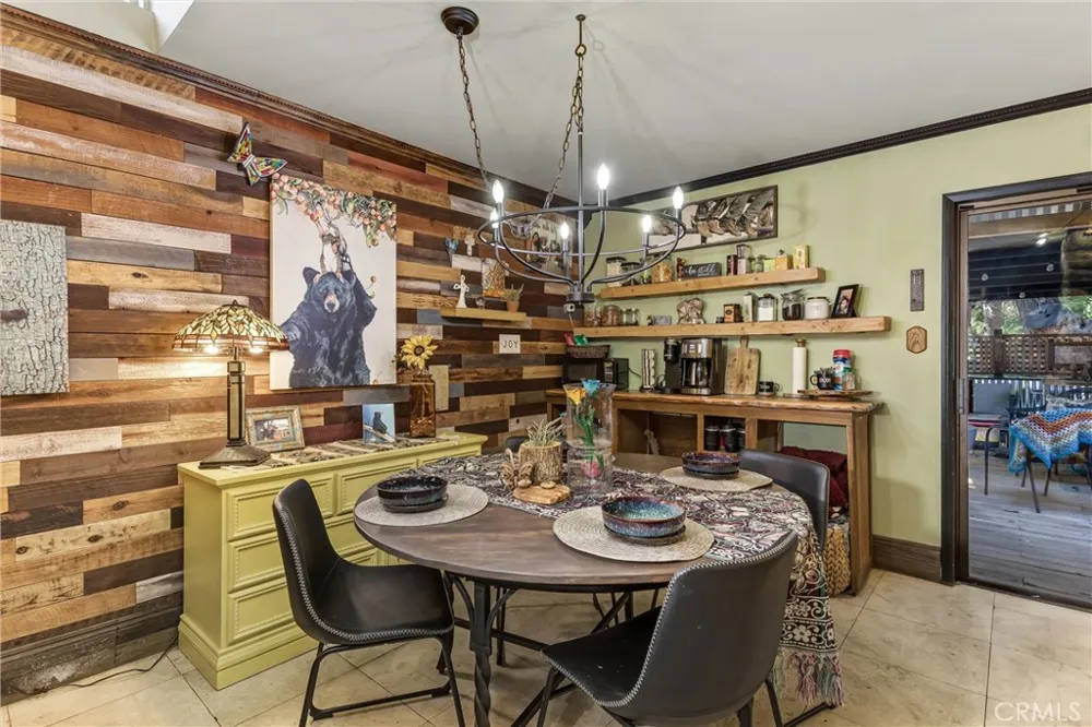 40940 Pine Drive Forest Falls, CA 92339