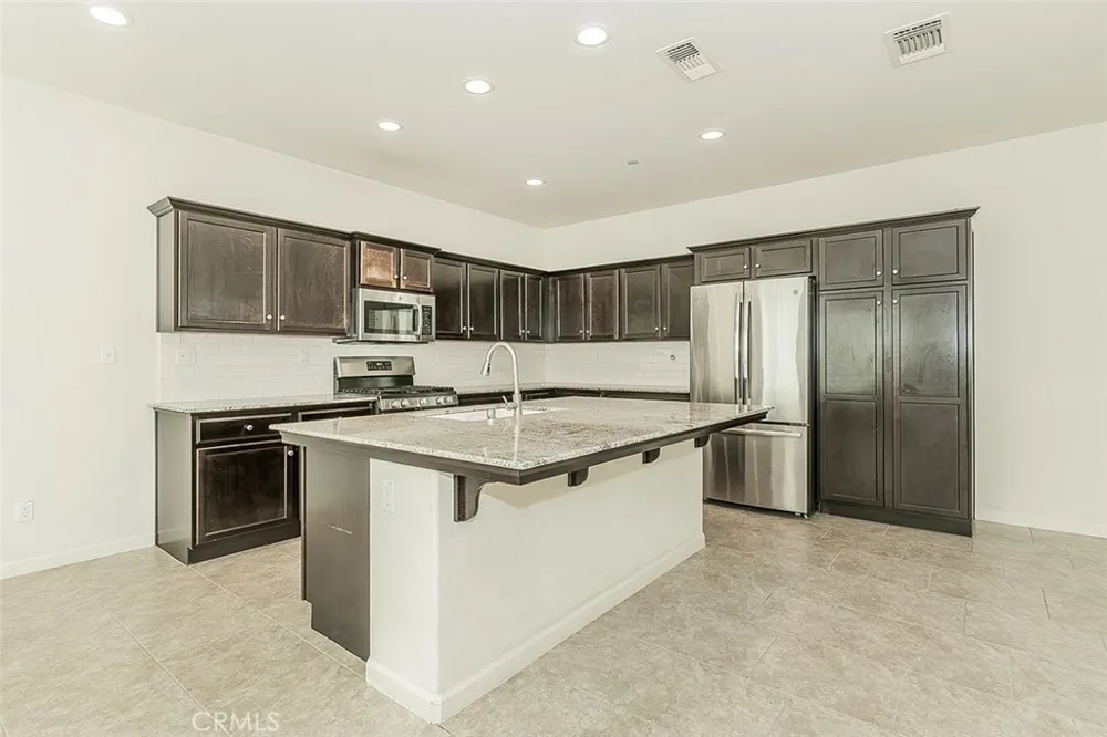 3415 Amanecer Avenue Clovis, CA 93619