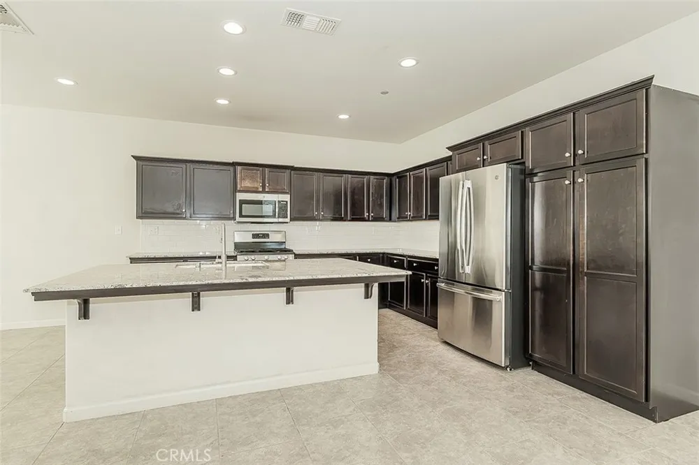 3415 Amanecer Avenue Clovis, CA 93619