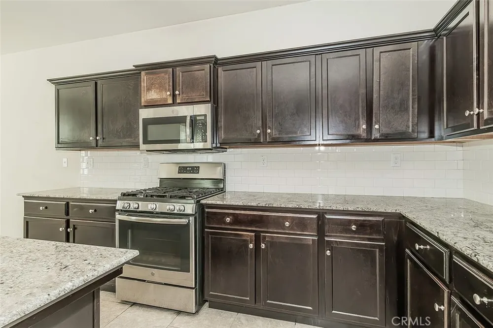 3415 Amanecer Avenue Clovis, CA 93619