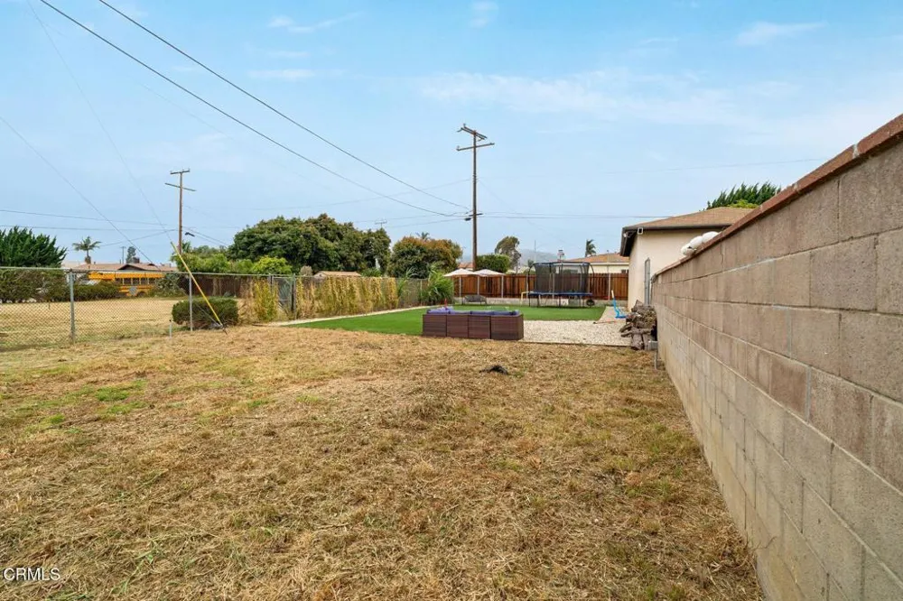 171 Lang Street Ventura, CA 93003