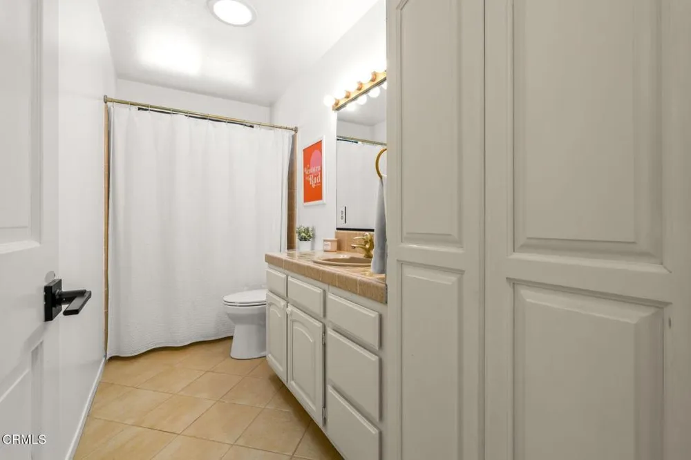 171 Lang Street Ventura, CA 93003