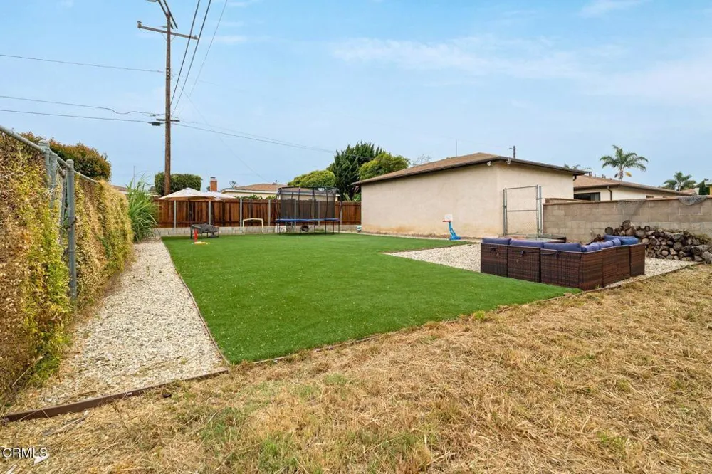 171 Lang Street Ventura, CA 93003