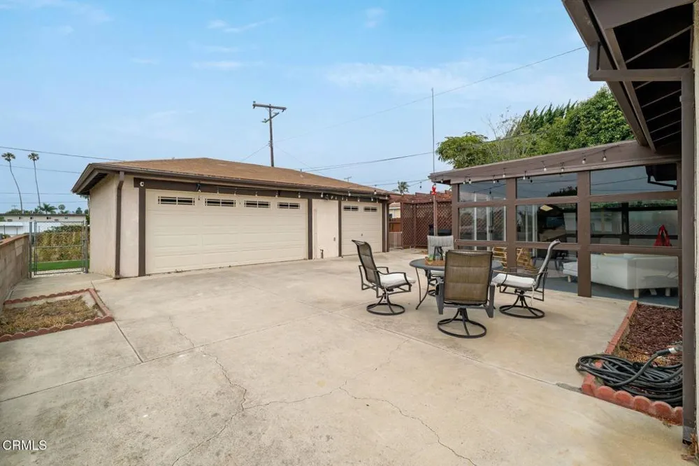 171 Lang Street Ventura, CA 93003