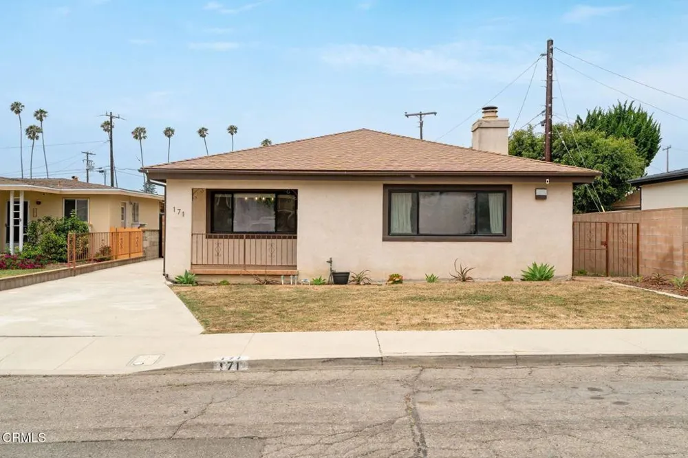 171 Lang Street Ventura, CA 93003