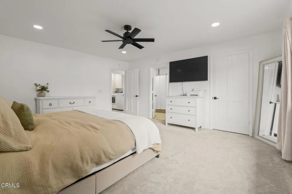 171 Lang Street Ventura, CA 93003