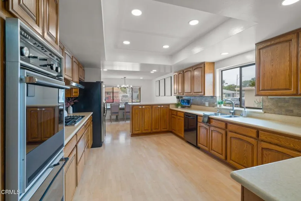 171 Lang Street Ventura, CA 93003