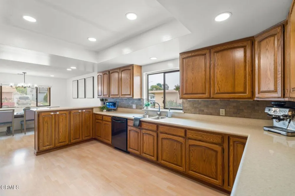 171 Lang Street Ventura, CA 93003