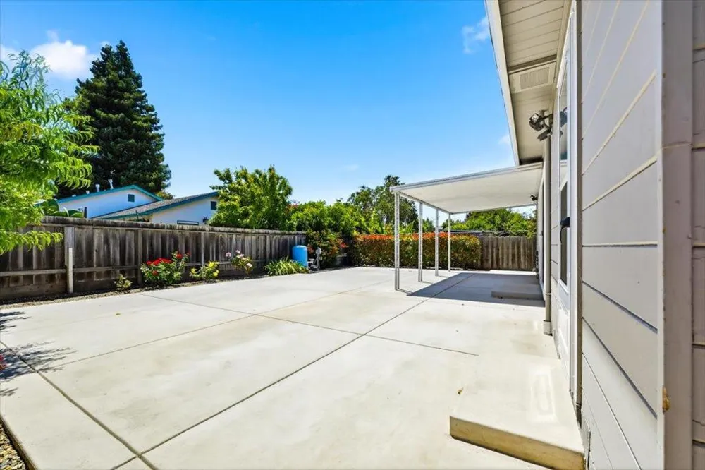 1148 Berkeley Avenue Menlo Park, CA 94025