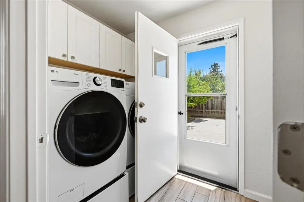 1148 Berkeley Avenue Menlo Park, CA 94025