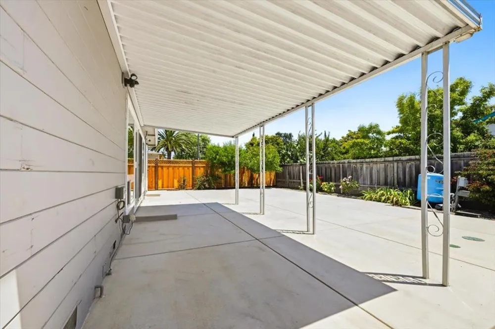 1148 Berkeley Avenue Menlo Park, CA 94025