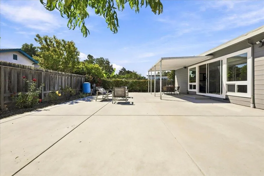 1148 Berkeley Avenue Menlo Park, CA 94025