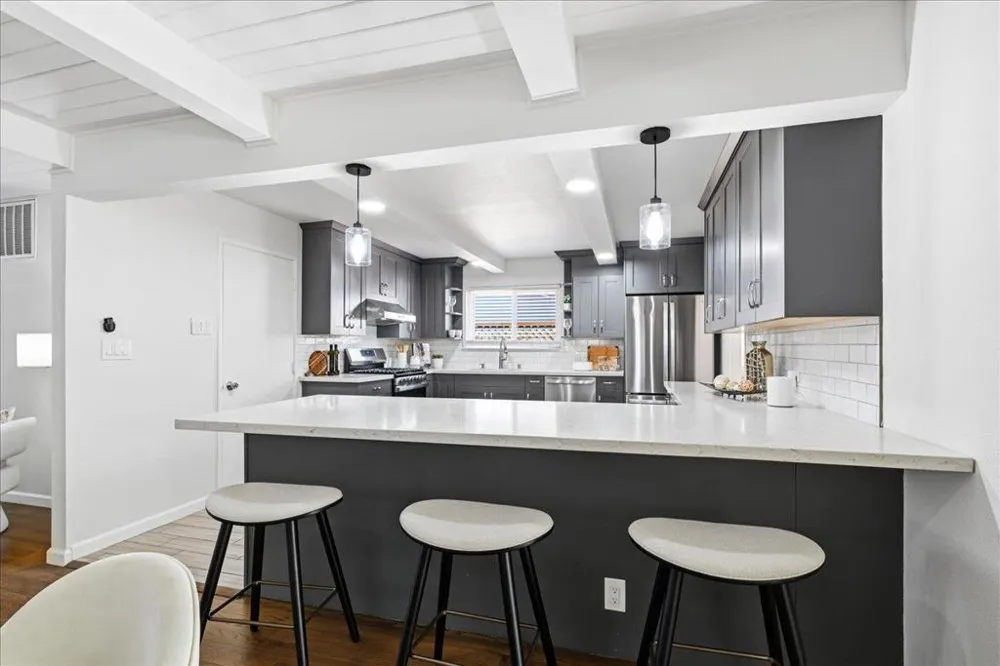 1148 Berkeley Avenue Menlo Park, CA 94025