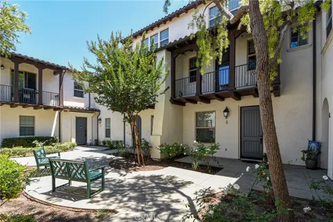 3980 E Bethany #5