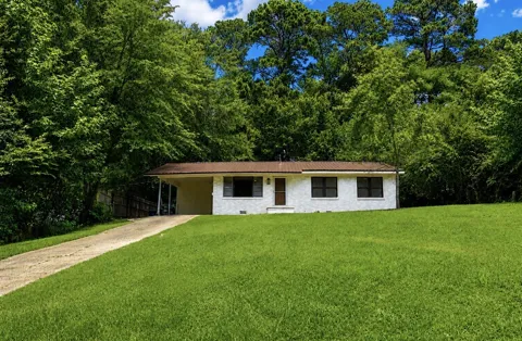116 Bolling Drive