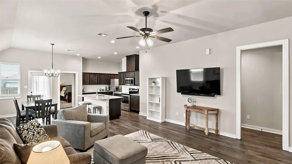 2805 Buccaneer Trail Bryan, TX 77803