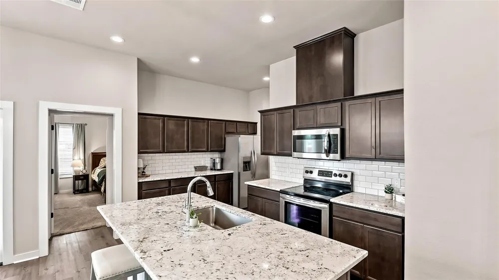 2805 Buccaneer Trail Bryan, TX 77803