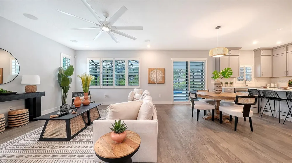 2554 FLOYD STREET Sarasota, FL 34239