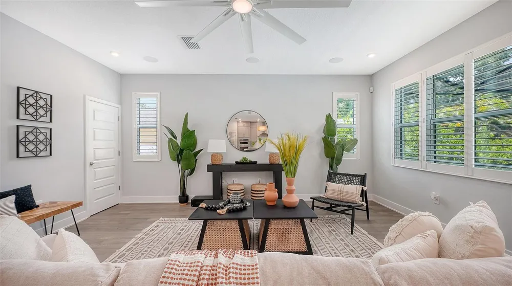 2554 FLOYD STREET Sarasota, FL 34239