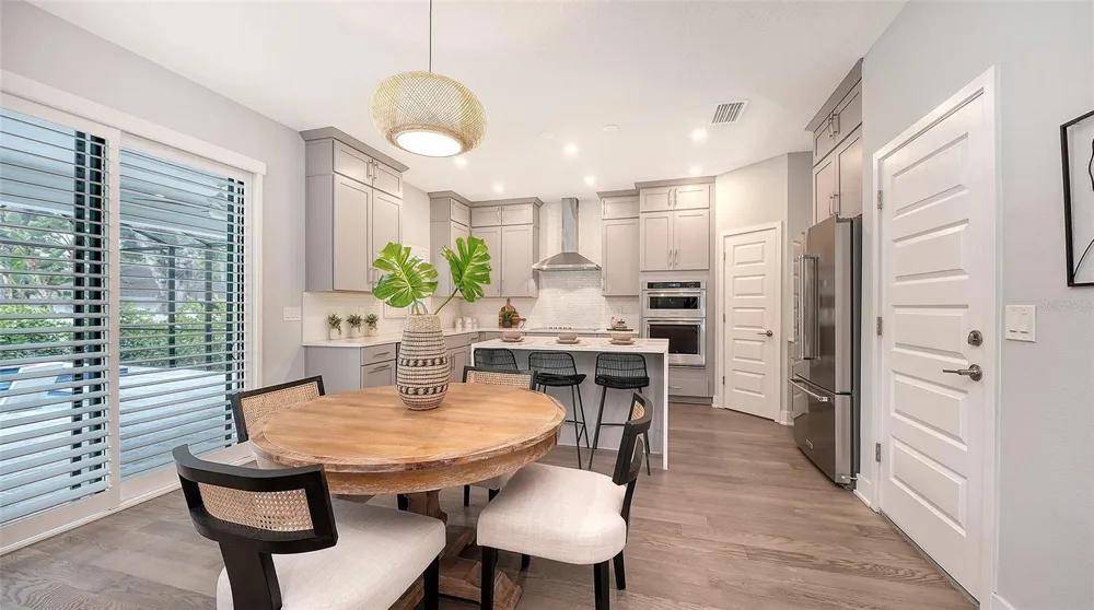 2554 FLOYD STREET Sarasota, FL 34239