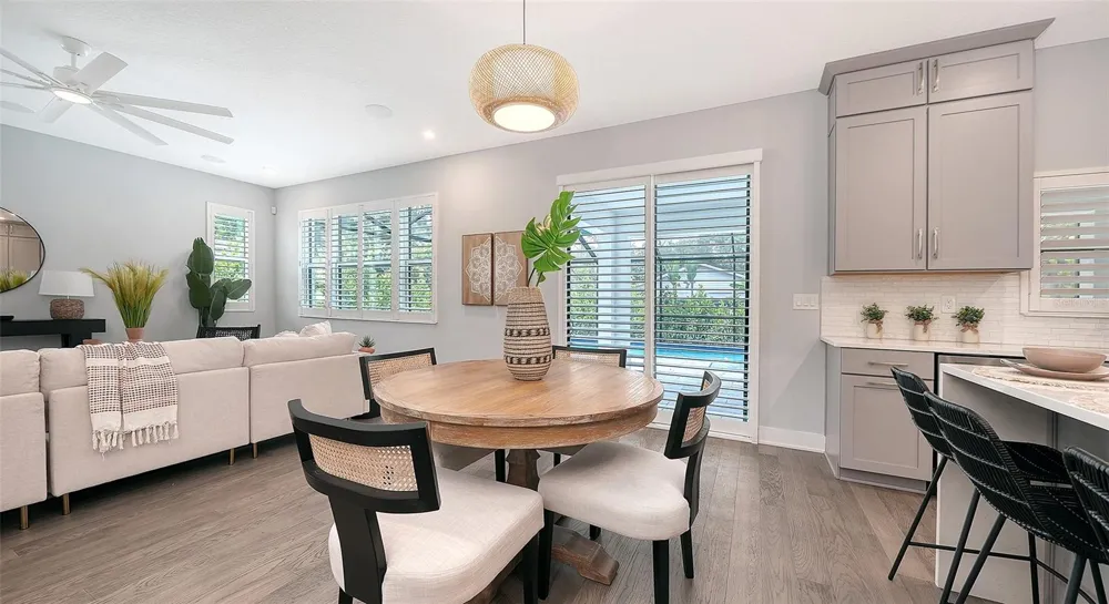 2554 FLOYD STREET Sarasota, FL 34239