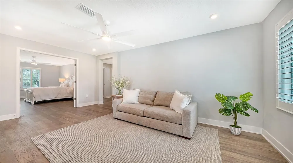 2554 FLOYD STREET Sarasota, FL 34239