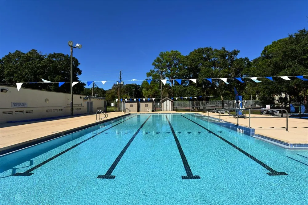 2554 FLOYD STREET Sarasota, FL 34239