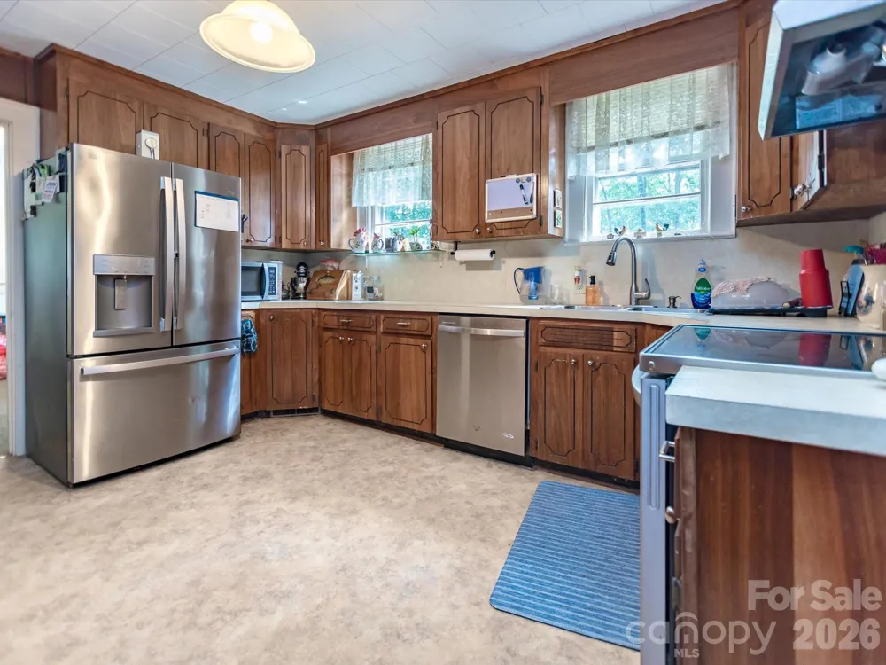 2111 Emmanuel Church Road Conover, NC 28613