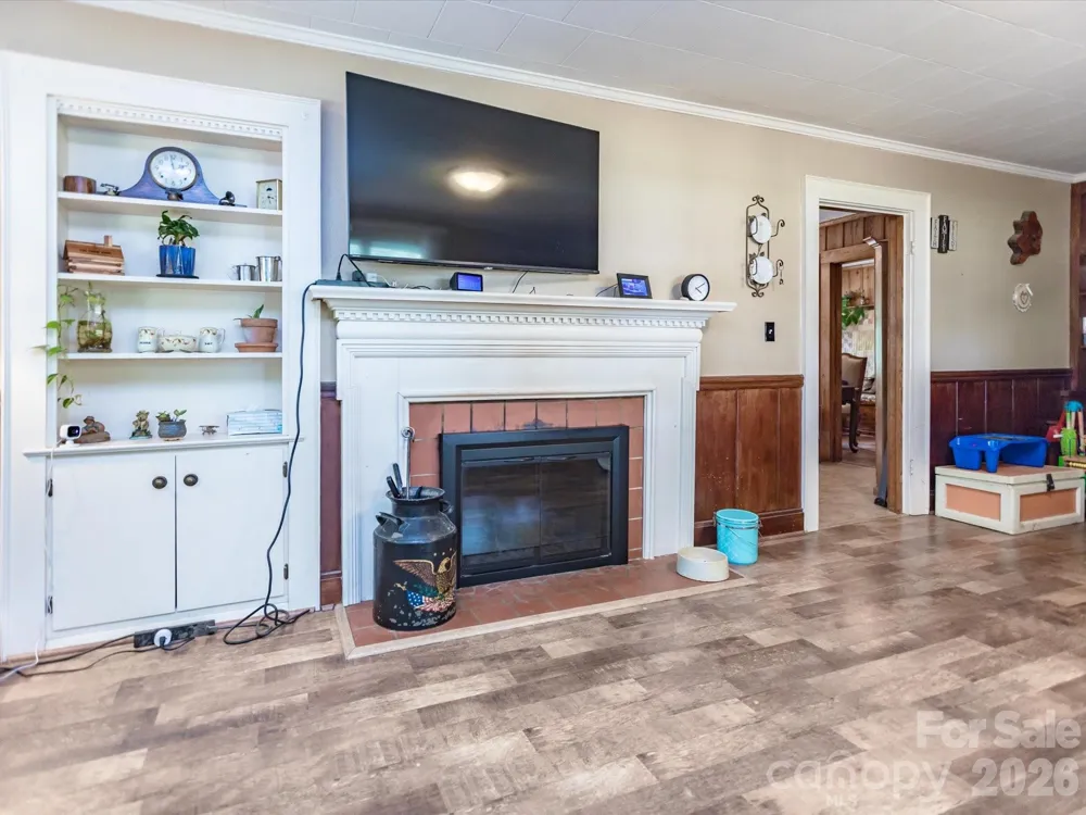 2111 Emmanuel Church Road Conover, NC 28613