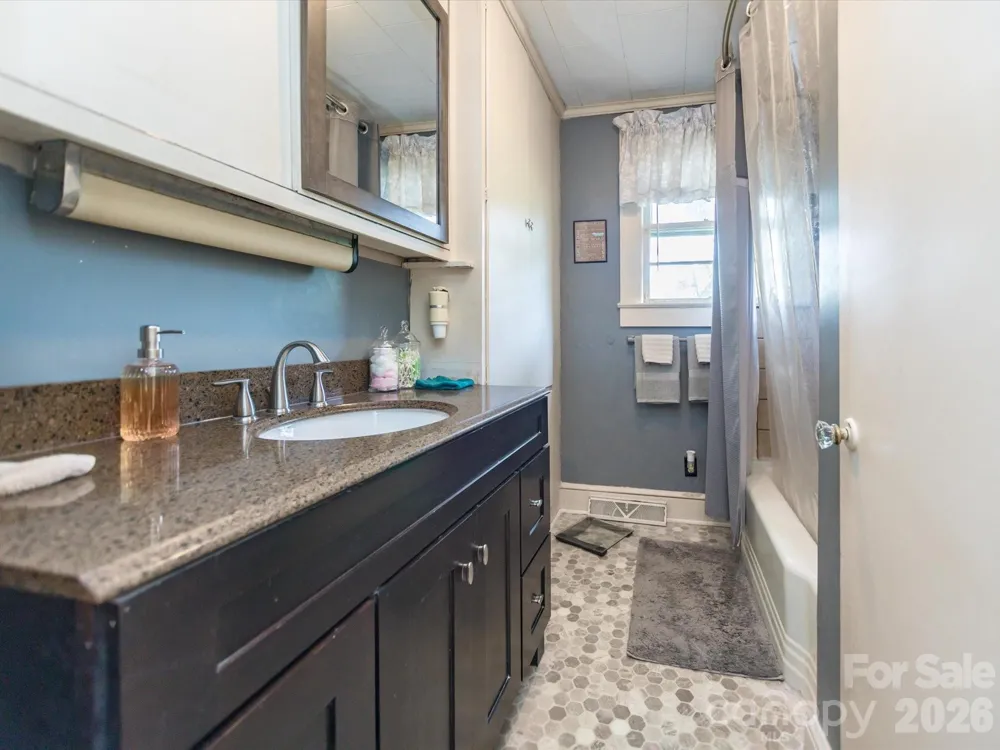 2111 Emmanuel Church Road Conover, NC 28613