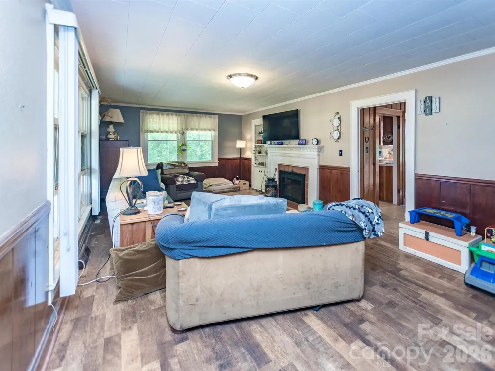 2111 Emmanuel Church Road Conover, NC 28613