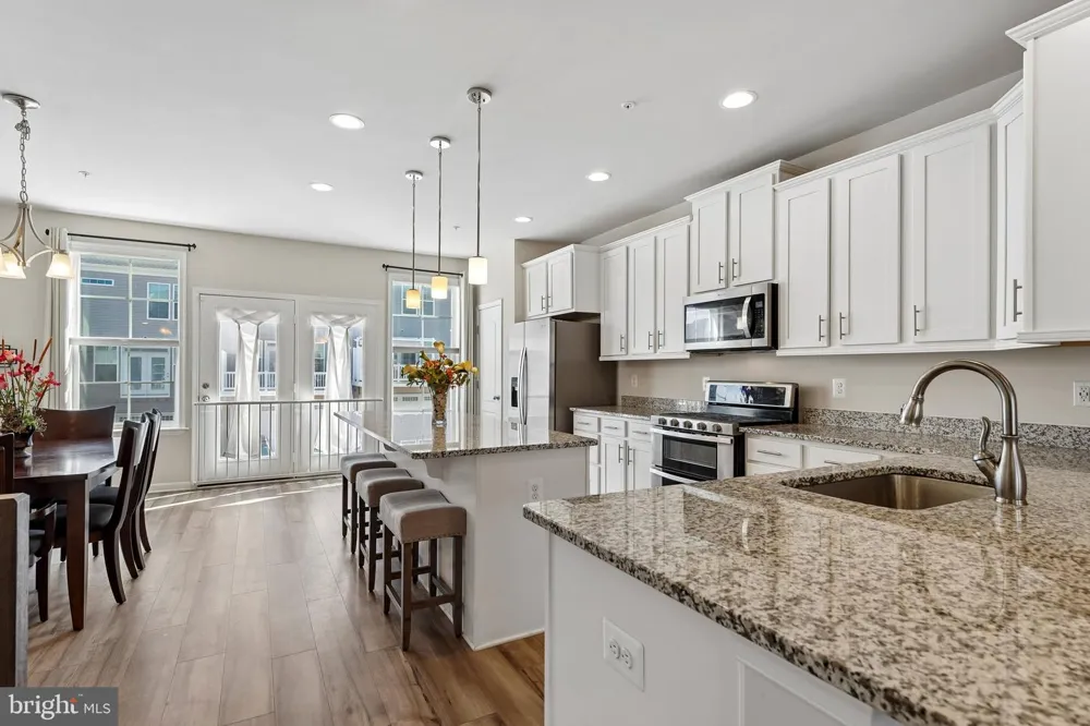 1005 OVERLOOK WAY Laurel, MD 20707