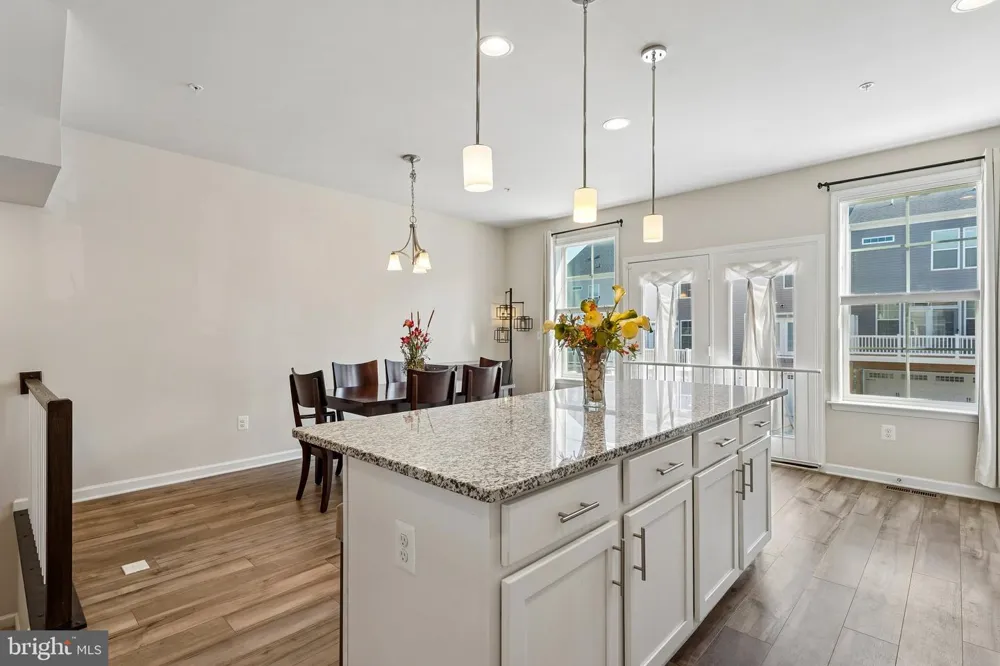 1005 OVERLOOK WAY Laurel, MD 20707