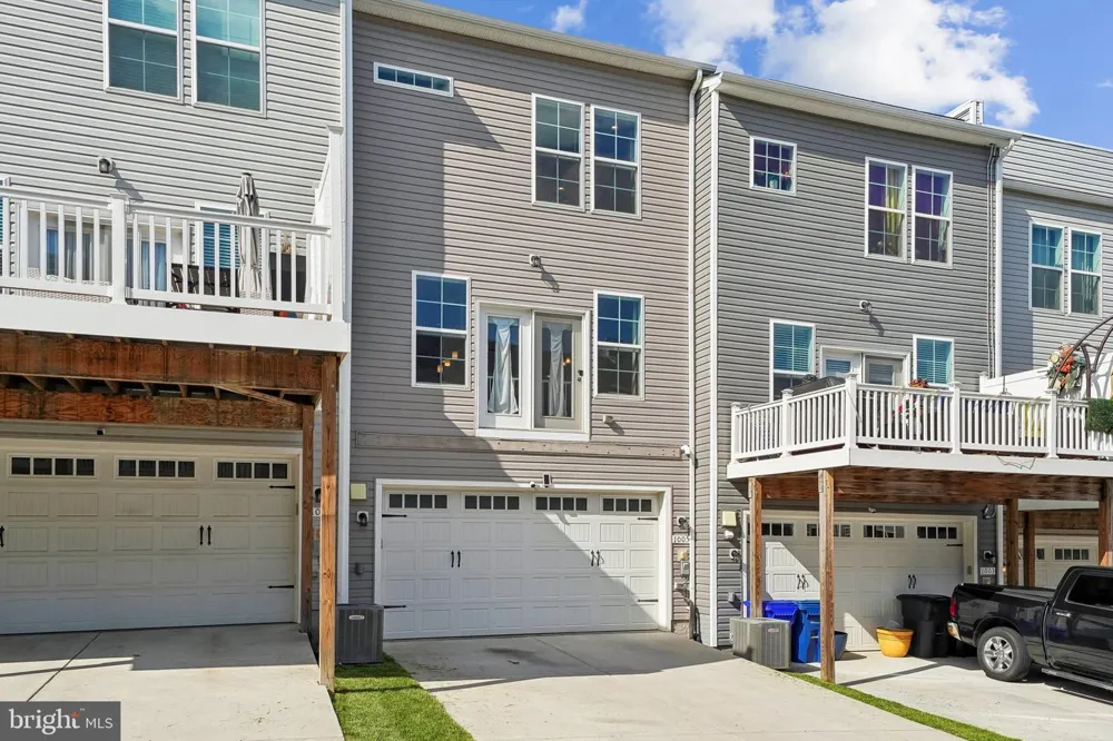 1005 OVERLOOK WAY Laurel, MD 20707
