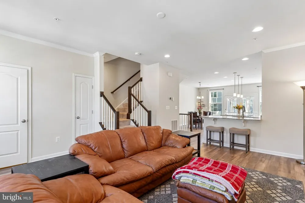 1005 OVERLOOK WAY Laurel, MD 20707