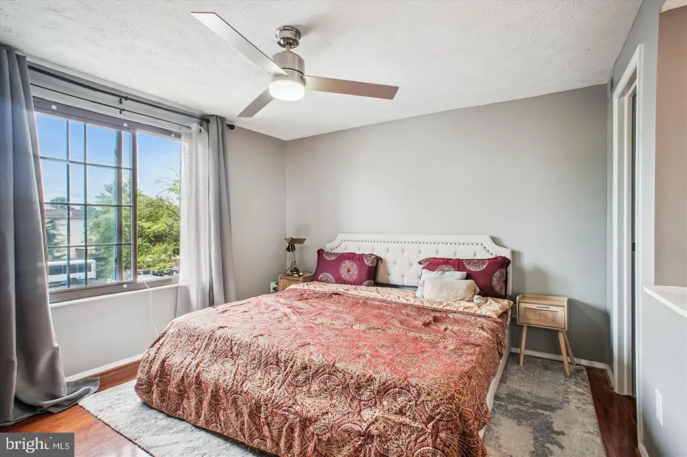 8384 BROCKHAM DRIVE #29/84L Alexandria, VA 22309