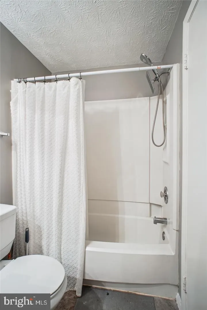 8384 BROCKHAM DRIVE #29/84L Alexandria, VA 22309