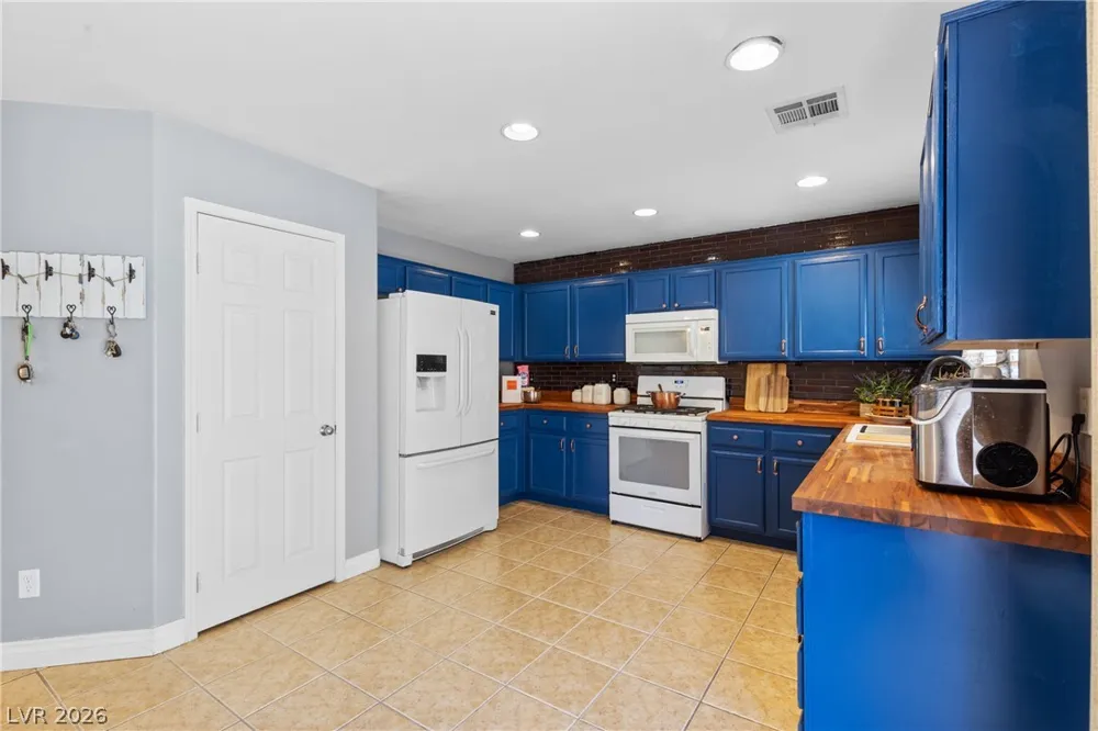 10553 Pueblo Springs Street Las Vegas, NV 89183