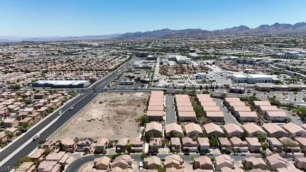 10553 Pueblo Springs Street Las Vegas, NV 89183