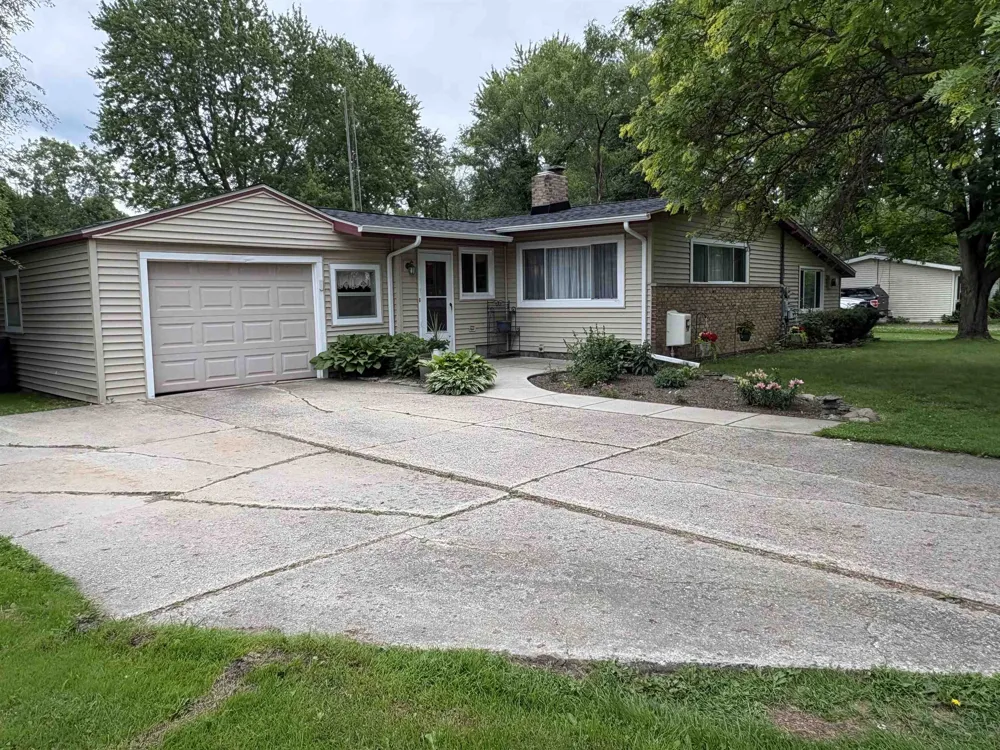 8104 Webster Road Mt Morris City, MI 48420