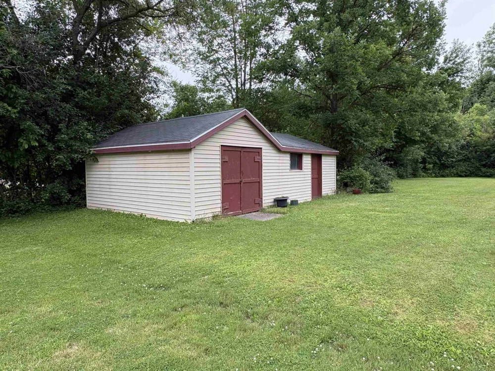 8104 Webster Road Mt Morris City, MI 48420