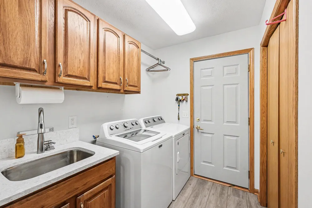 10835 Red Oak Ridge Reynolds Township, MI 49329